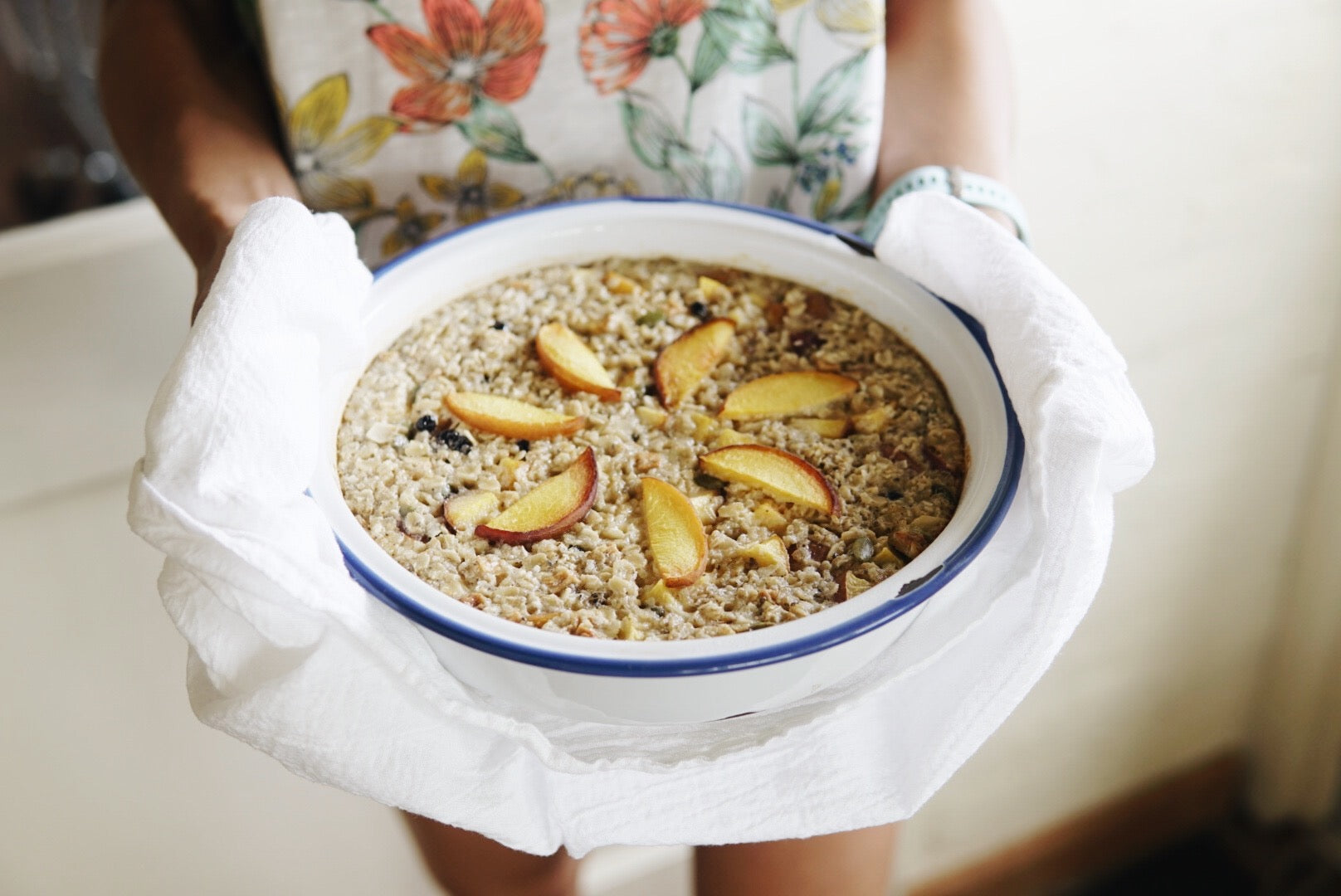 Peachy Baked Muesli – Seven Sundays